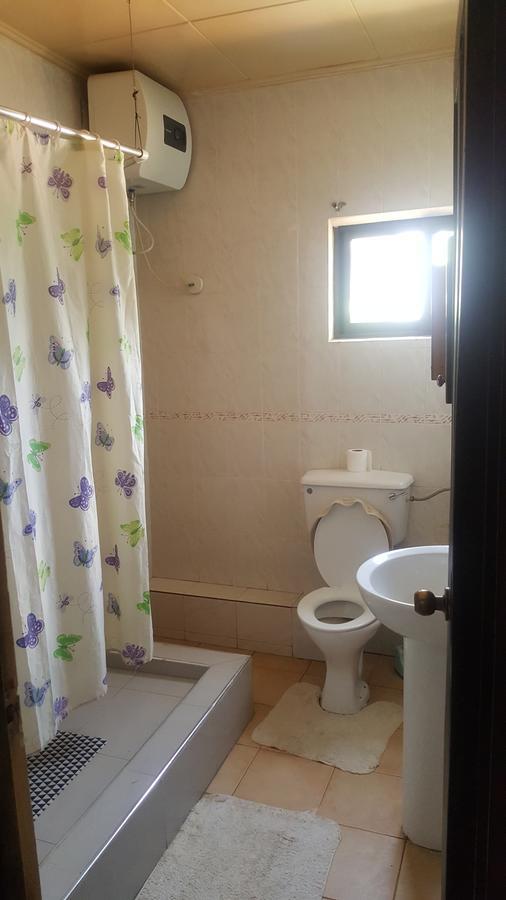 First Choice Hotel Аккра Экстерьер фото